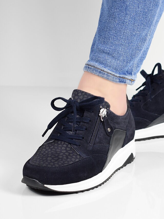 https://www.minfot.dk/pub_docs/files/NystartsidaFlightDK/blaa-sneakers.jpg