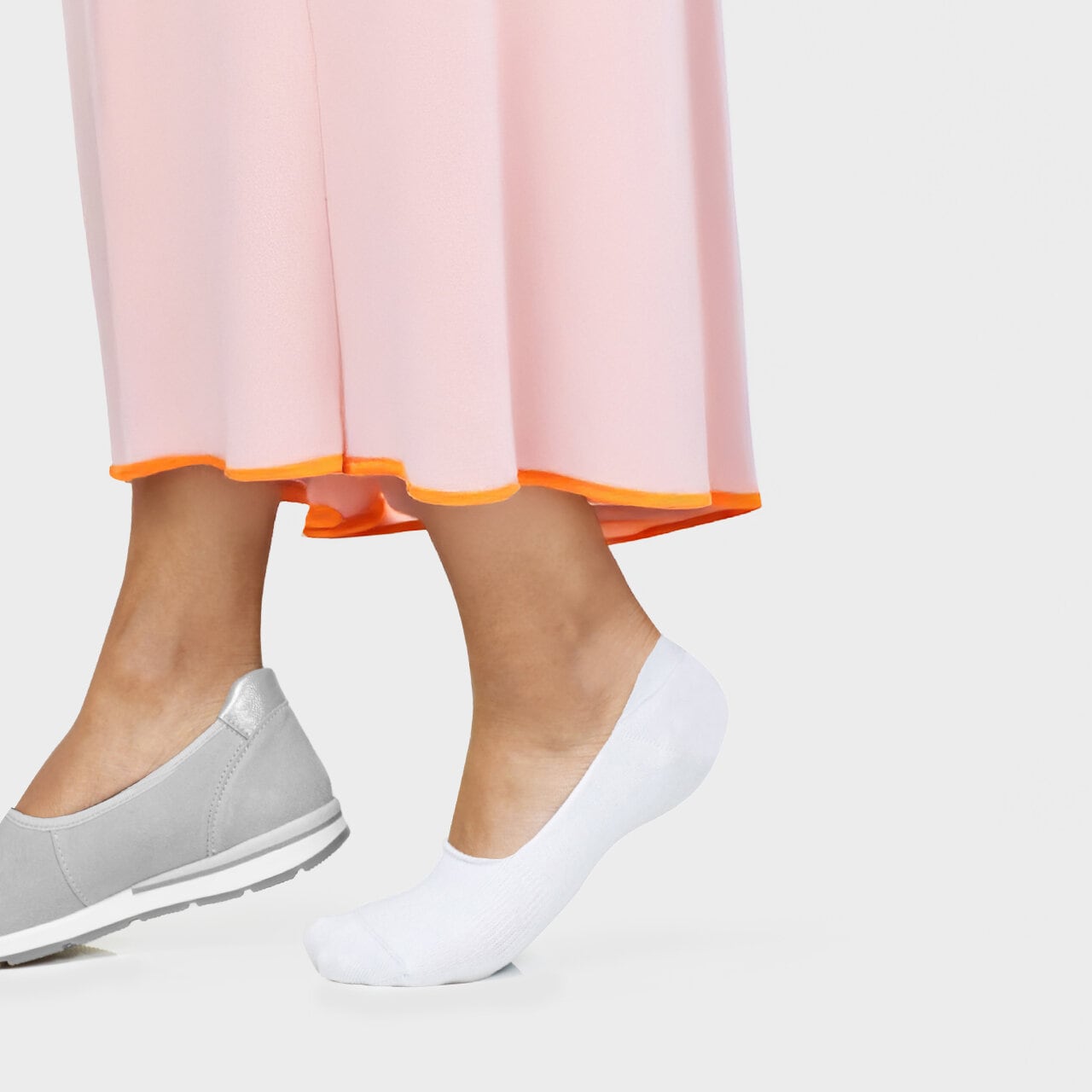https://www.minfot.dk/pub_docs/files/ballerinastrumpor-vita-kampanj.jpg