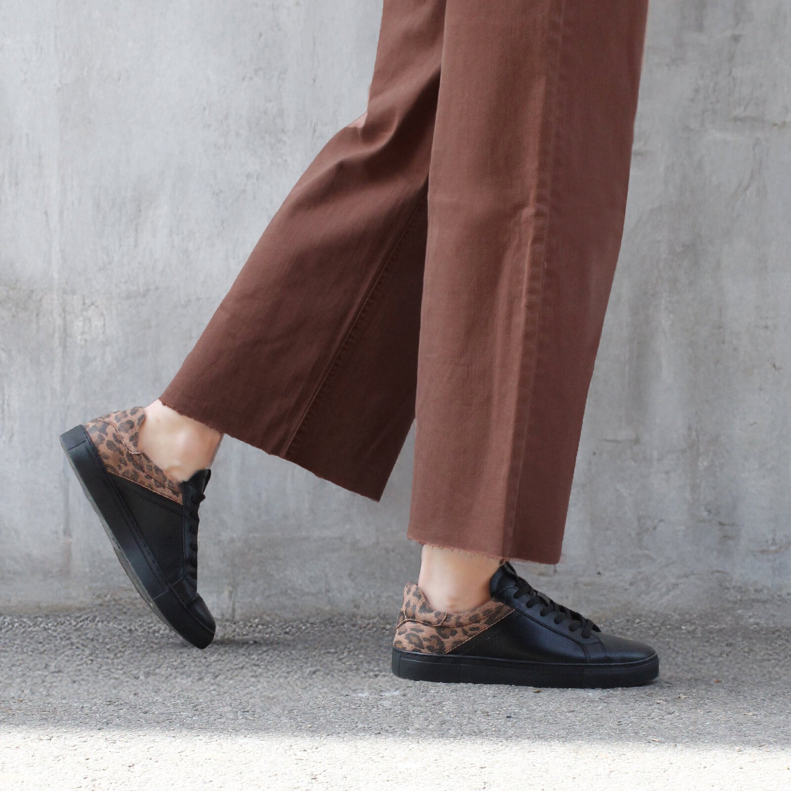 https://www.minfot.dk/pub_docs/files/trendiga-sneakers-aw-2025-minfot.jpg