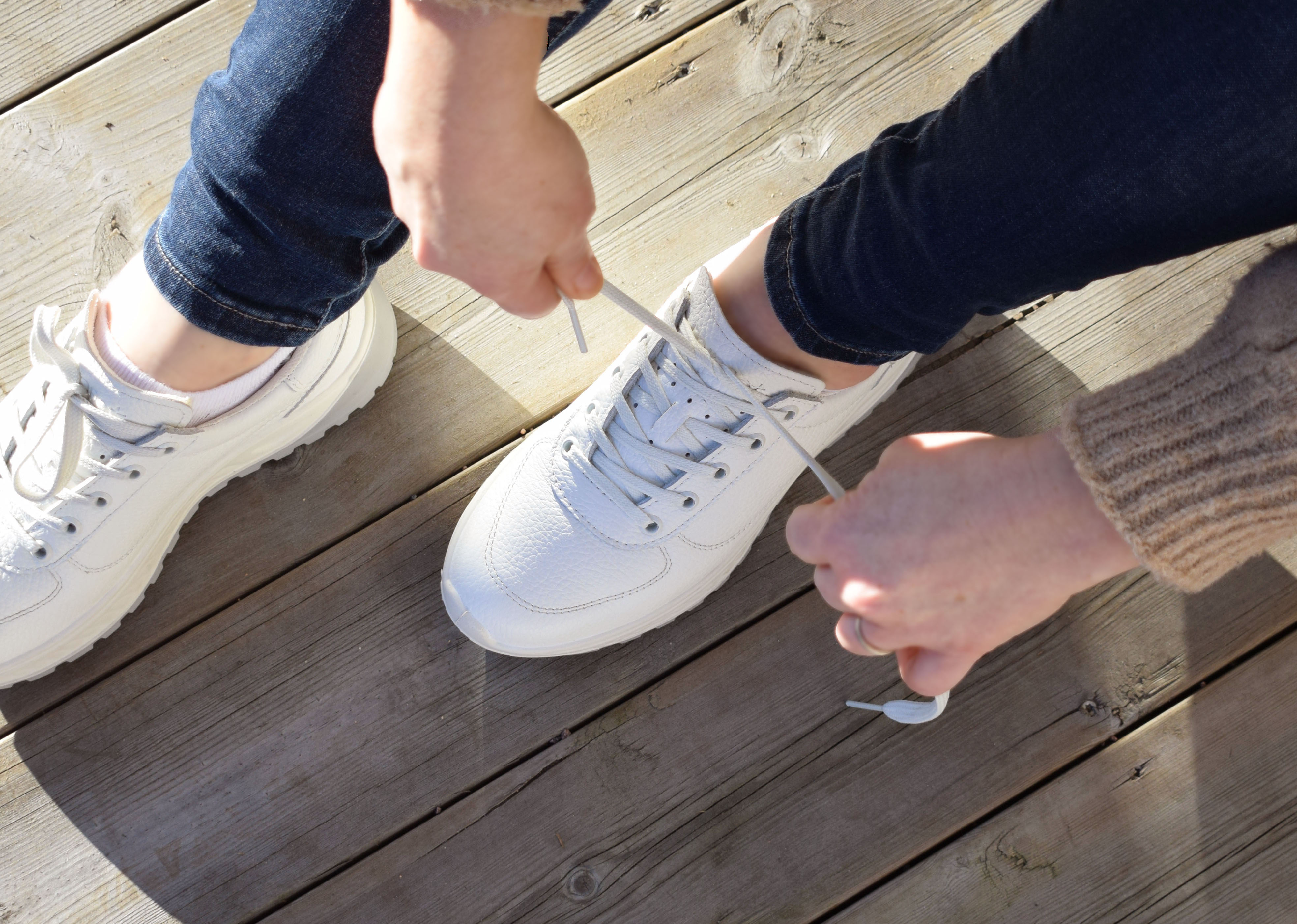 Hvor længe kan du have hvide sneakers på?