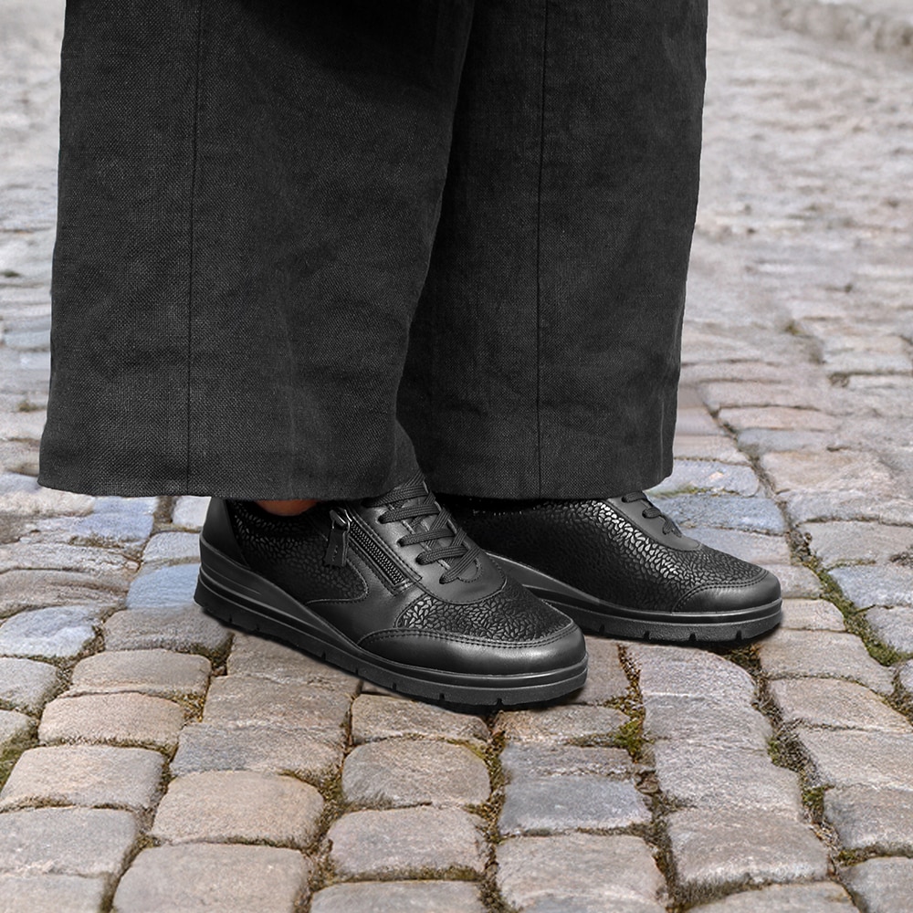 Minfot-Elin-stretch-breda-skor-dragkedja-skinn-svart-hallux-valgus.jpg