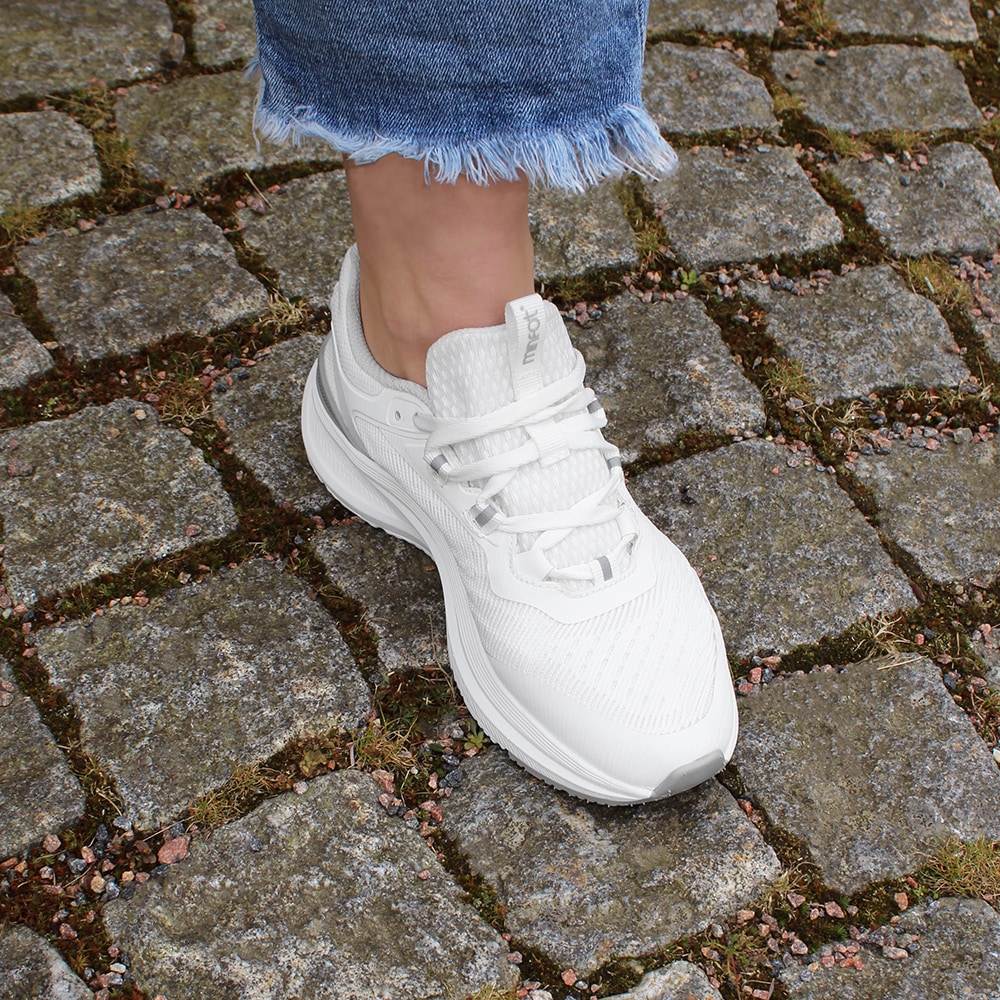 Minfot-Journey-Sneaker-white-pronationsstöd-lätta-skor.jpg