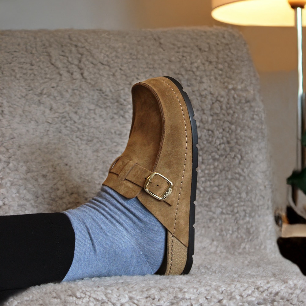 Scholl-Tofflor-Dam-Bora-Moccasin-Tan-behaglig-stötdämpning-korkfotbädd.jpg