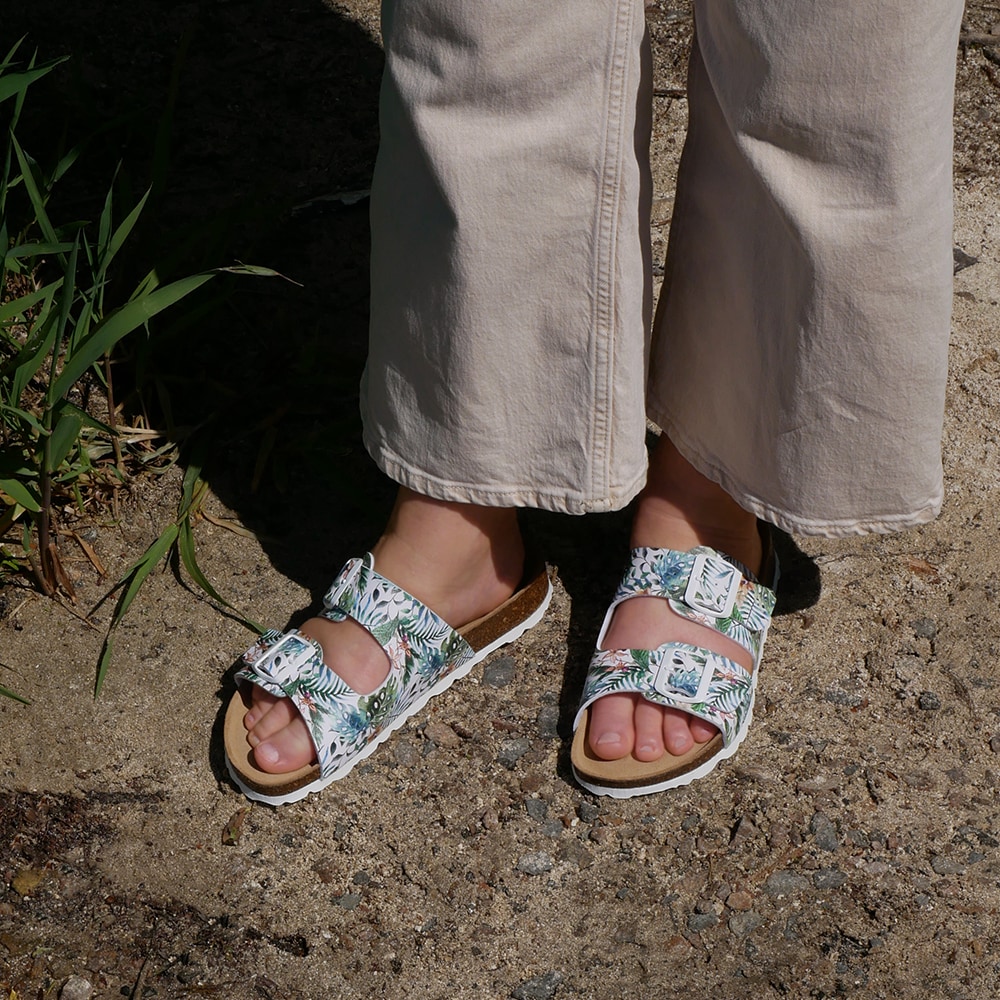 Softstep-Tropical-Glow-Vit-sommarsandal-mjukstoppad.jpg