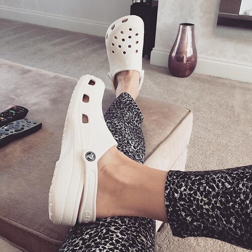 crocs-skor-toffel-100.jpg