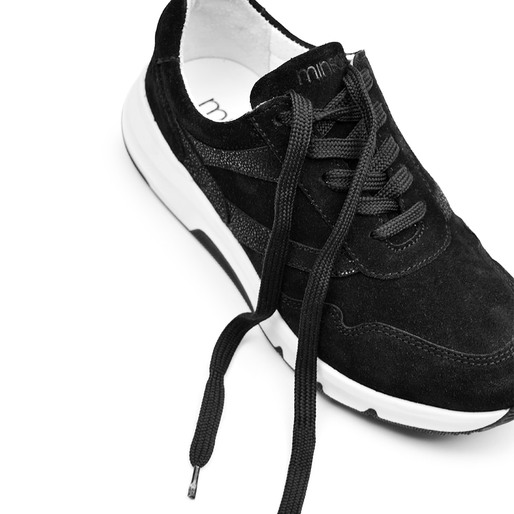 fotriktiga-sneakersMinfot-Sneaker-Softrole-Pop-Svart.jpg
