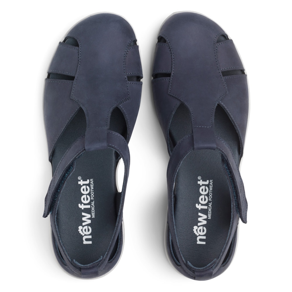 new-feet-fotriktiga-sandaler-hälkappa-blå.jpg