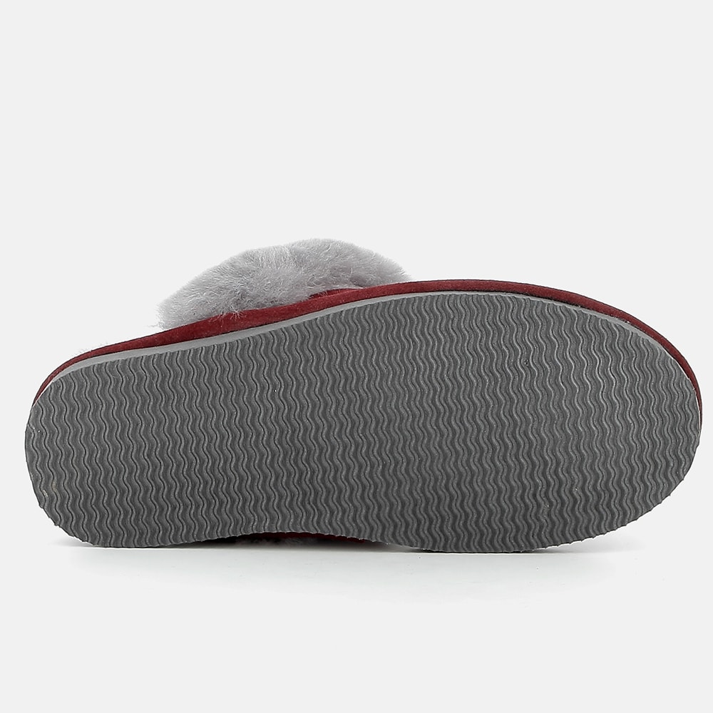 röda-fårskinnstofflor-minfot-soft-wine.jpg