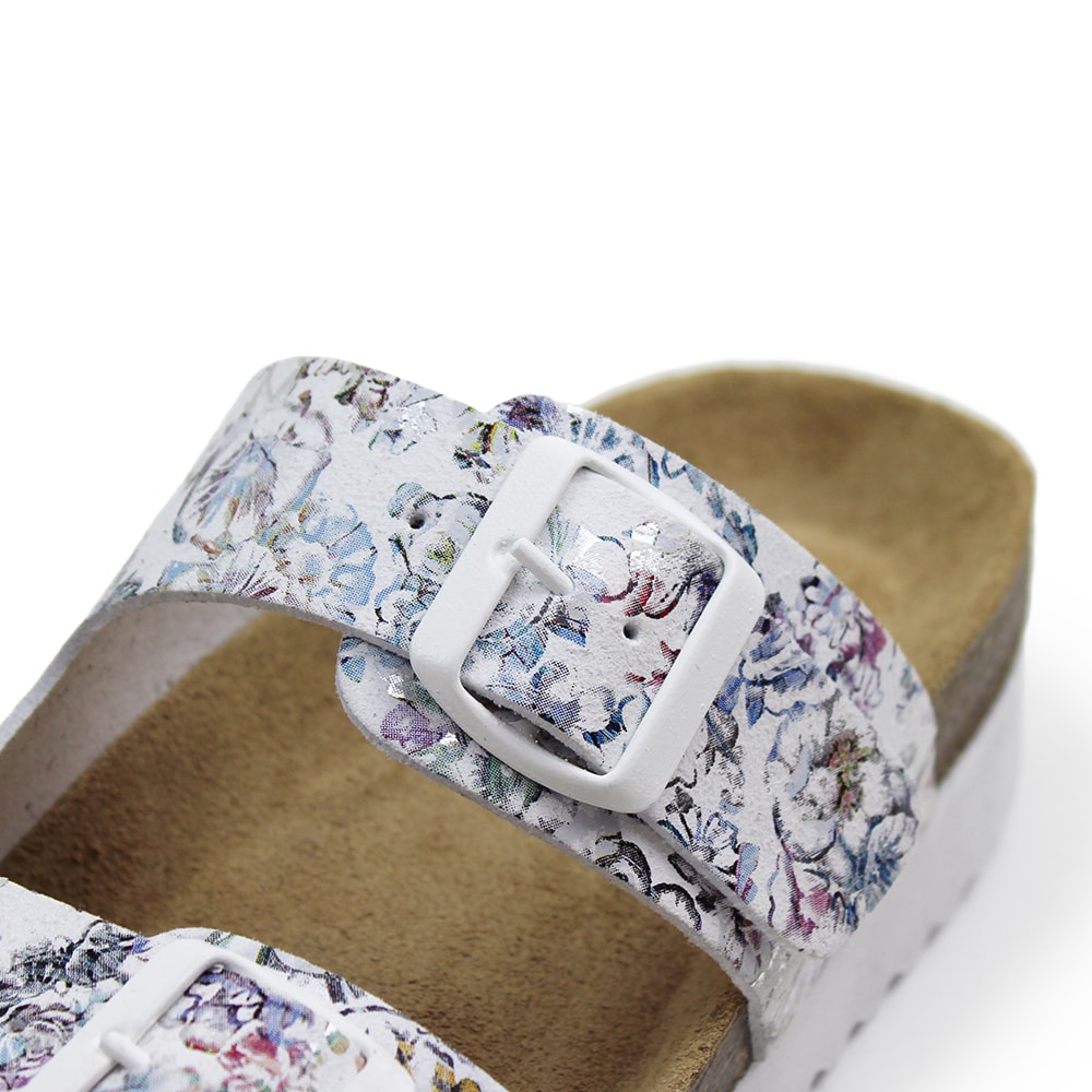 sandaler-dam-svart-blommönster-biofotbädd-dam.jpg