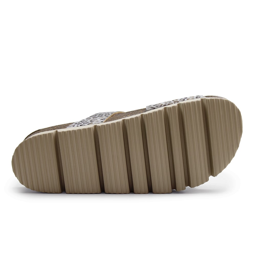sandaler-fotbädd-bio-mocka-leopard-beige.jpg