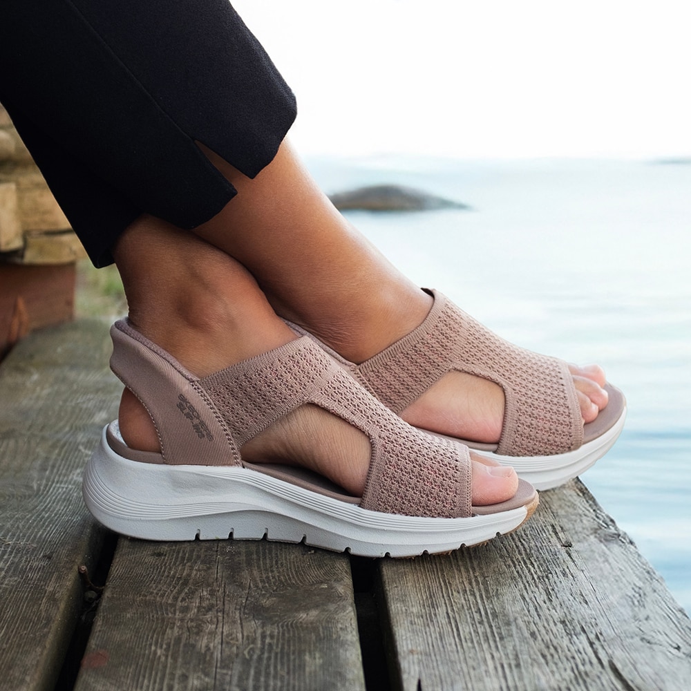 skechers-hands-free-slip-ins-sandaler-gammelrosa.jpg