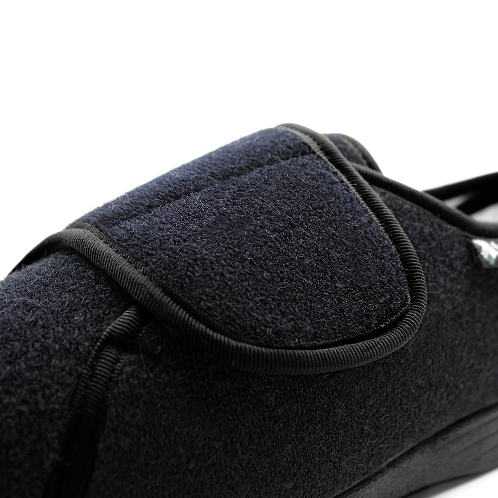 specialskor-bred-kardborre-navy.jpg