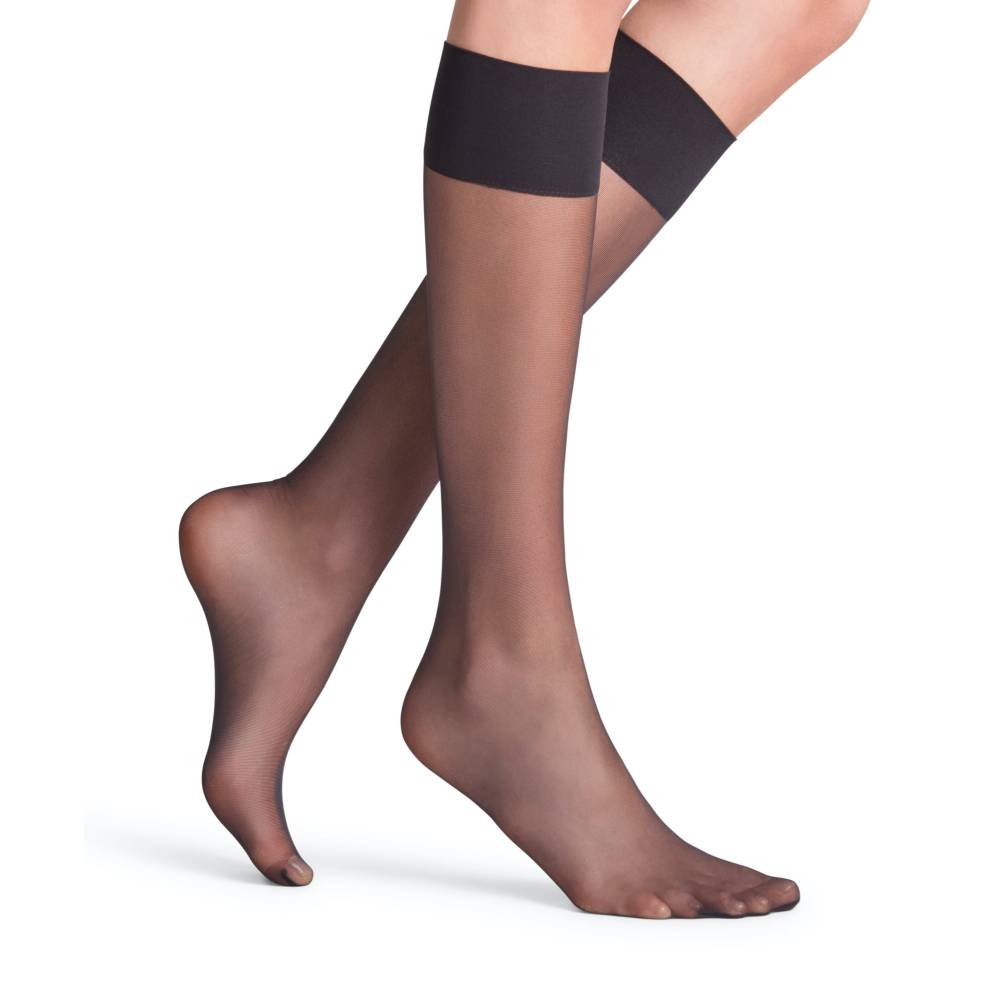 svart-nylon-strumpor-20.jpg