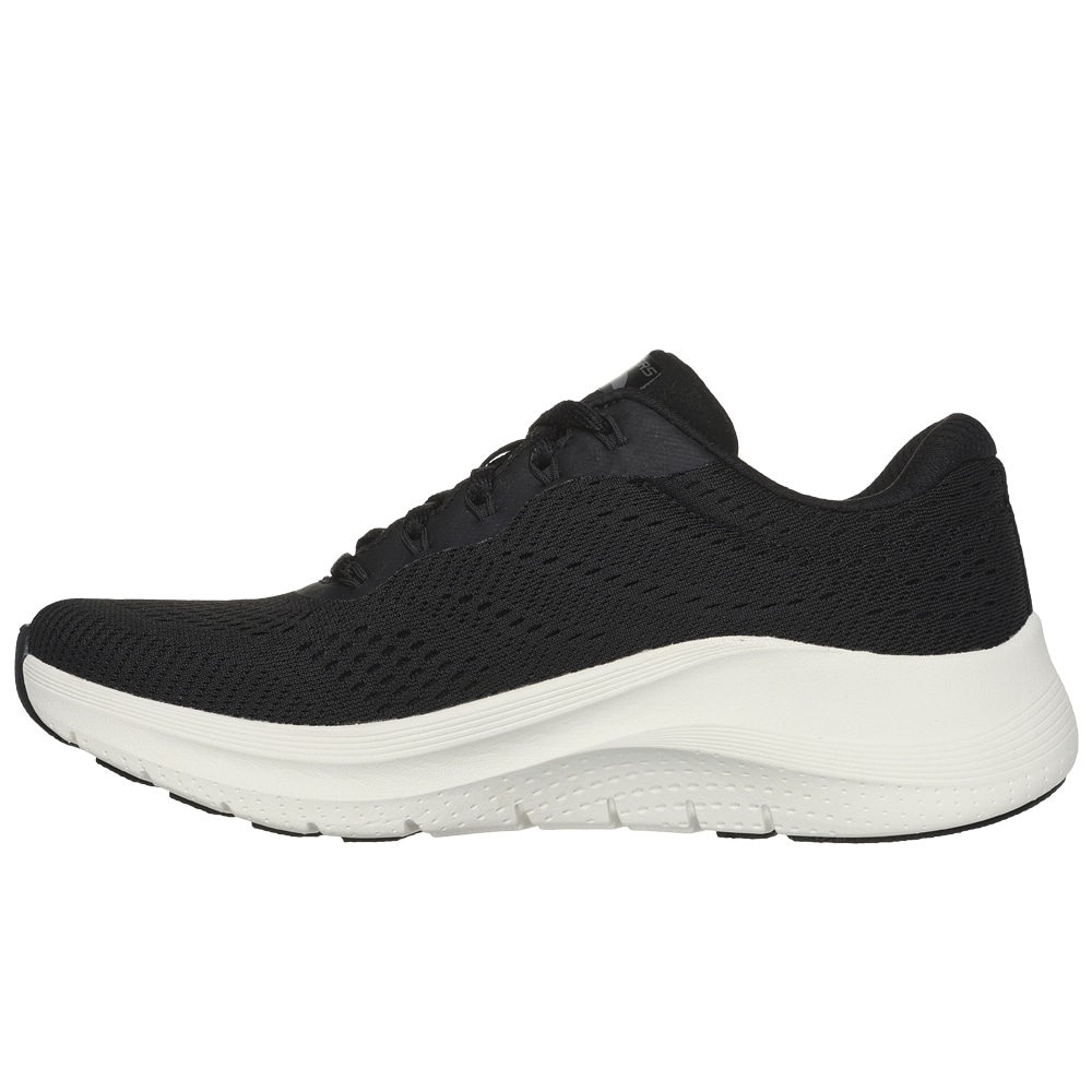 svarta-skechers-dam-arch-fit-big-league.jpg