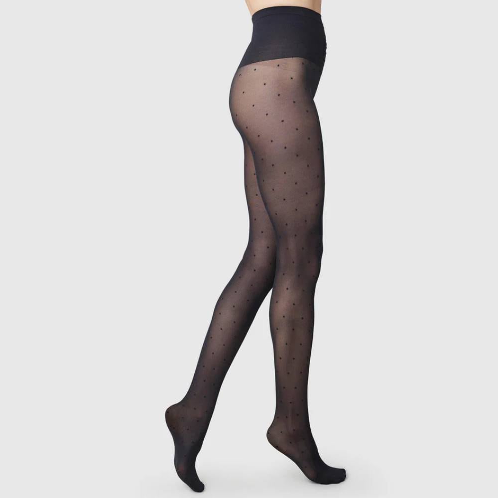 swedish-stockings-svarta-strumpbyxor-prickiga-doris.jpg