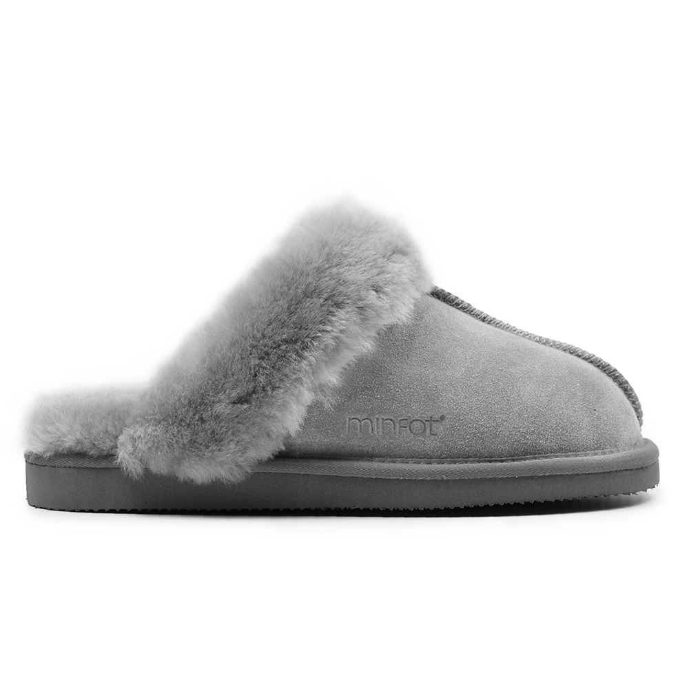 toffel-fårskinn-Minfot-Slip-ons-Duved-med-sula-Ljusgrå.jpg